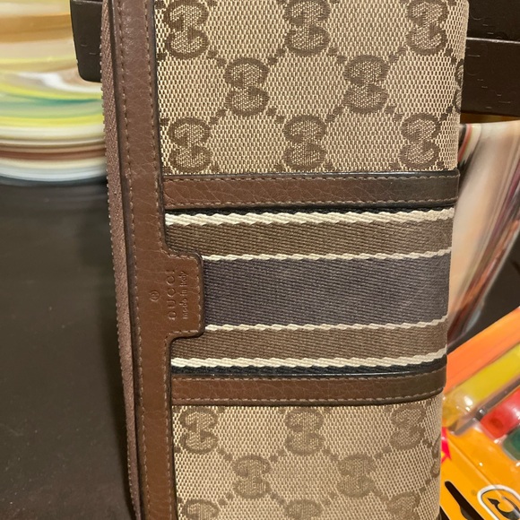 Gucci Beige/Brown GG Canvas and Leather Bamboo Tassel Zip Around Wallet - Picture 2 of 12